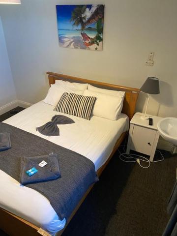 Cornwall Hotel Moonta Esterno foto
